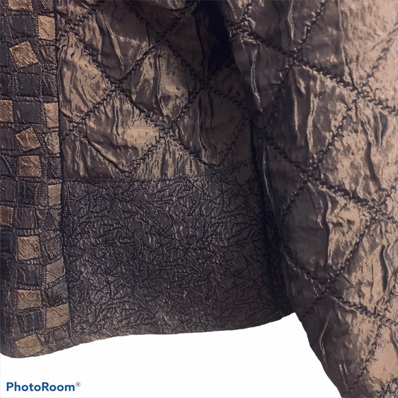 K.A.T.E Black and Bronze Quilted Pattern Blazer S - Picture 5 of 7